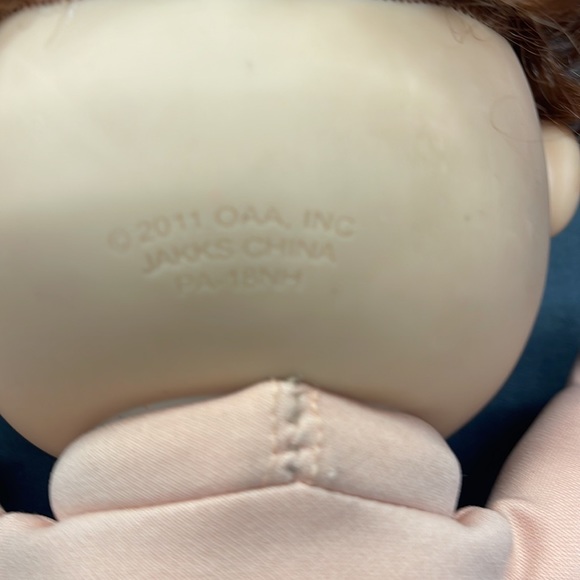 Cabbage patch doll - Picture 3 of 4